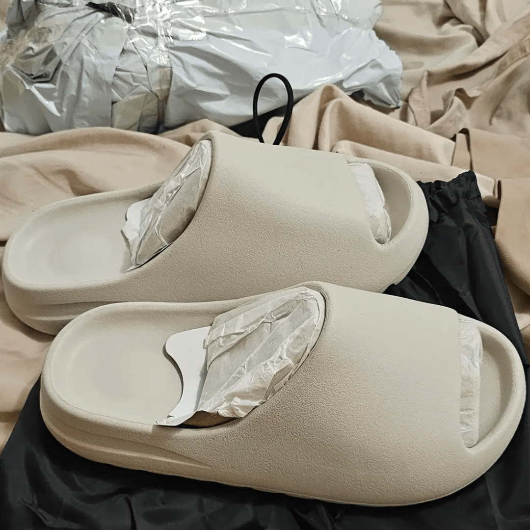 Yeezy Slides YS-01 Crème