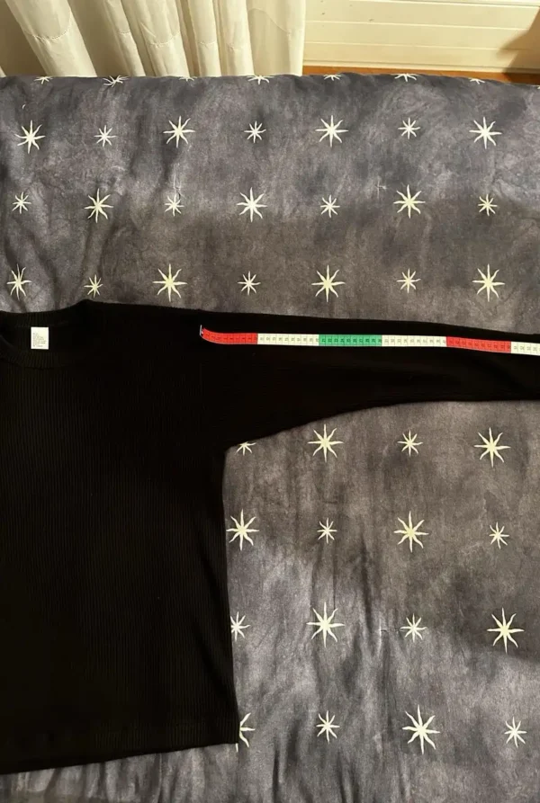 Yeezy Cashmere Long Sleeves Size 3 Sleeves Length