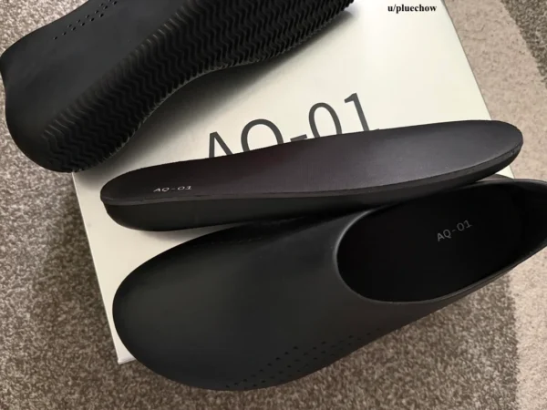 Yeezy Water Shoes AQ-01 Review and Sizing