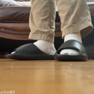 Yeezy Slides YS-02 on feet view