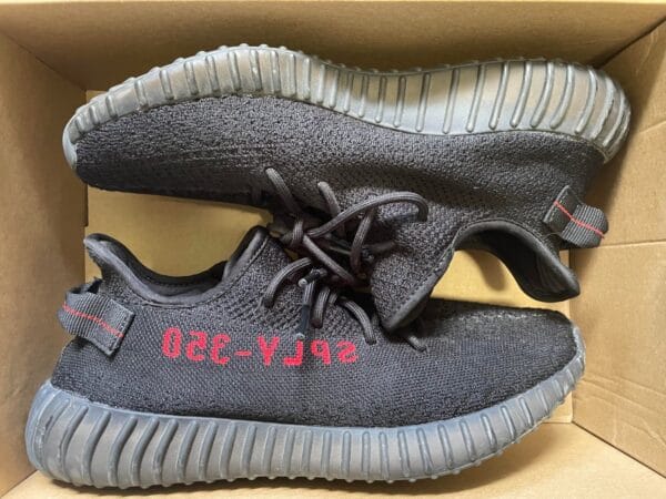 Yeezy 350 V2 Beluga 2.0 on feet, photo by Reddit user u/Champi0n_Of_The_Sun