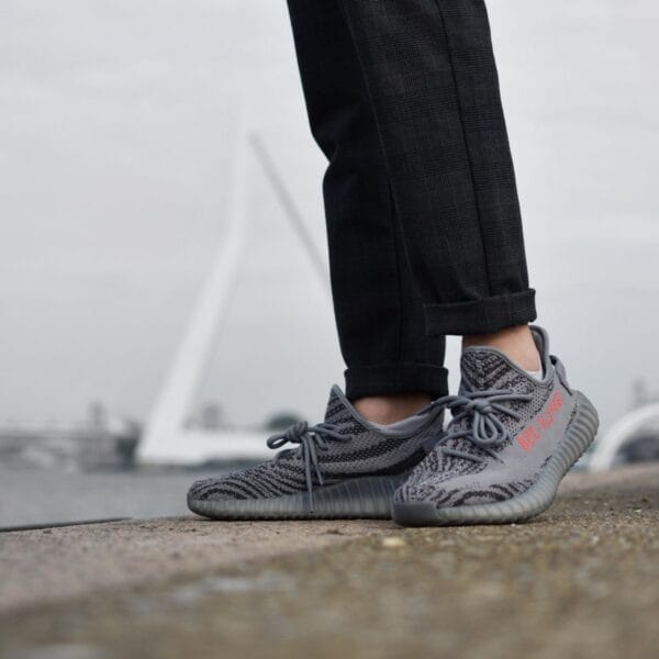 Yeezy 350 V2 Beluga 2.0 on feet, photo by Reddit user u/stanglasius