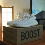 Yeezy 350 V2 Cream on feet, photo by Reddit user u/xyzhero