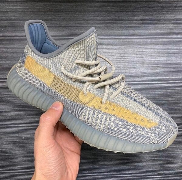 Yeezy 350 V2 Israfil on feet, photo by Reddit user u/EdwardLost