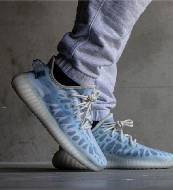 Yeezy 350 V2 Mono Ice on feet, photo by Reddit user u/Fooly_Mcgooly