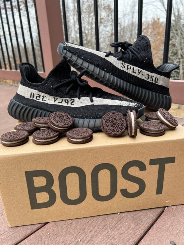 Yeezy 350 V2 Oreo on feet, photo by Reddit user u/Not-Drew_