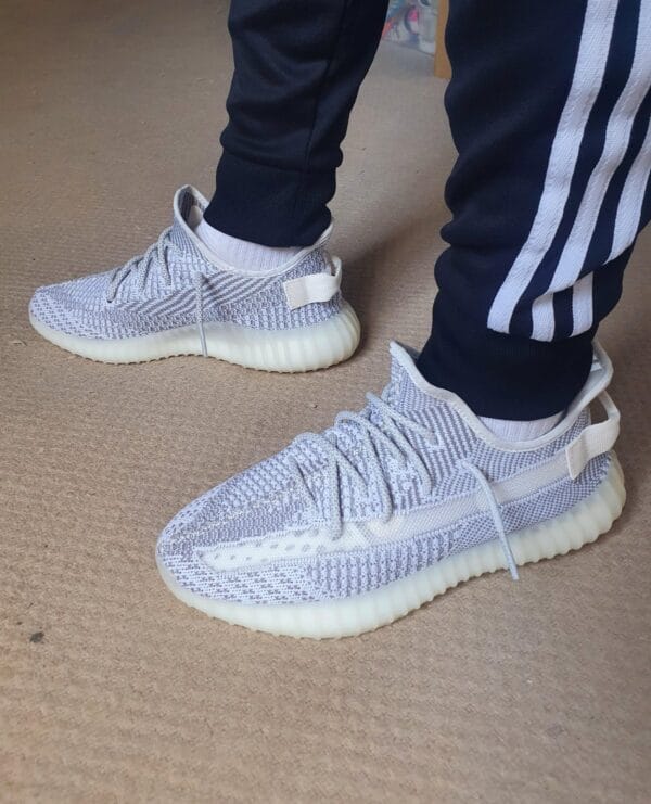 Yeezy 350 V2 Static on feet, photo by Reddit user u/Mellow_Hawk_07