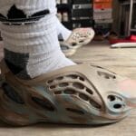 Yeezy Foam Runner MX Sand Grey on feet, photo by Reddit user u/perezrafi