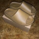 Yeezy Slide Ochre on feet, photo by Reddit user u/YNGxGB